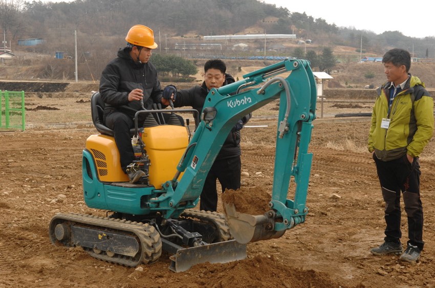 3.농기계 대여로 농가 일손부족 해소